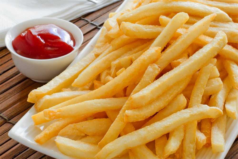 Golden seasoned fries