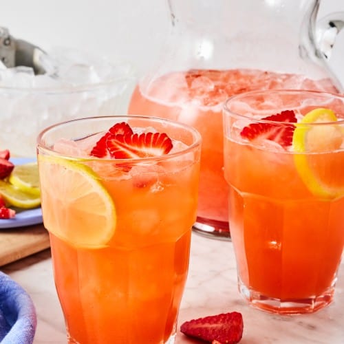 Fresh lemonade with citrus